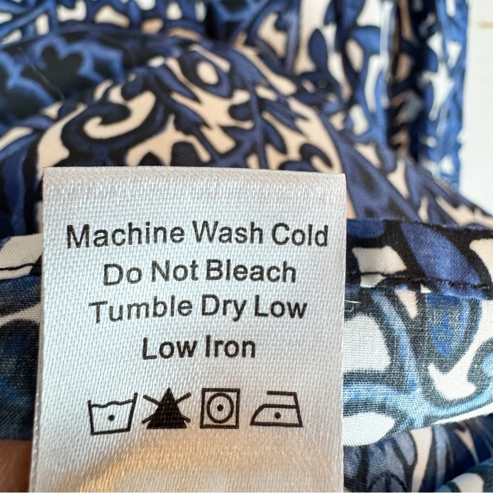 Tuckernuck Blue and White Printed Tunic Top - Picture 8 of 11